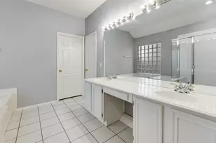 828 Abbots Ln, Denton, TX 76205 - Photo 24