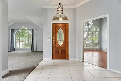 828 Abbots Lane, Denton, TX 76205 - Photo 2