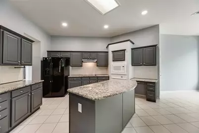 828 Abbots Lane, Denton, TX 76205 - Photo 18