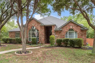 828 Abbots Ln, Denton, TX 76205 - Photo 1
