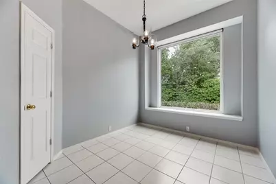 828 Abbots Lane, Denton, TX 76205 - Photo 14