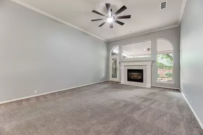 828 Abbots Lane, Denton, TX 76205 - Photo 12