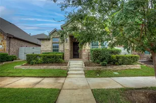 820 10th St, Argyle, TX 76226 - Photo 8