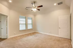 820 10th St, Argyle, TX 76226 - Photo 40