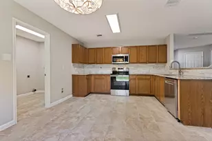 1004 Triple Crown Dr, Fort Worth, TX 76179 - Photo 16
