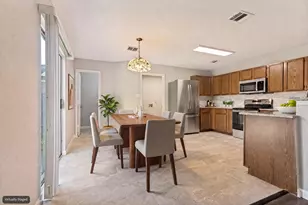 1004 Triple Crown Dr, Fort Worth, TX 76179 - Photo 14