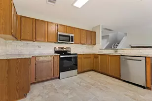 1004 Triple Crown Dr, Fort Worth, TX 76179 - Photo 16