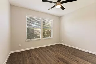 1004 Triple Crown Dr, Fort Worth, TX 76179 - Photo 6