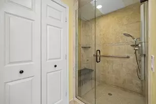 9918 Chimney Hill Ln, Dallas, TX 75243 - Photo 20
