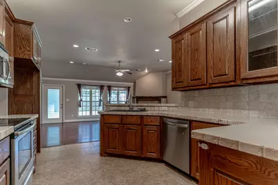 1200 Chaparral Lane, Granbury, TX 76048 - Photo 18