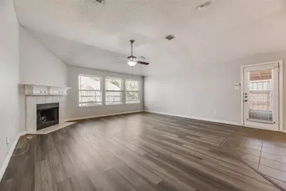 8806 Oakwood Lane, Frisco, TX 75035 - Photo 8
