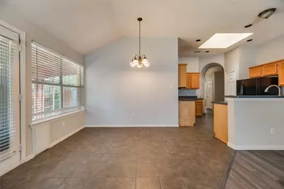 8806 Oakwood Lane, Frisco, TX 75035 - Photo 12
