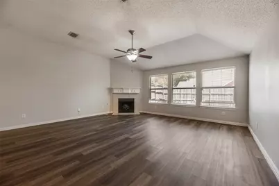 8806 Oakwood Lane, Frisco, TX 75035 - Photo 10