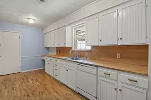 10636 Chesterton Dr, Dallas, TX 75238 - Photo 10