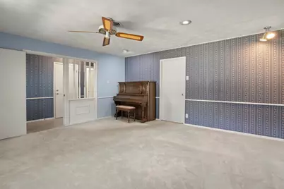 10636 Chesterton Drive, Dallas, TX 75238 - Photo 6
