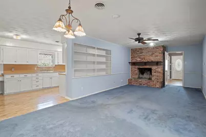 10636 Chesterton Drive, Dallas, TX 75238 - Photo 8