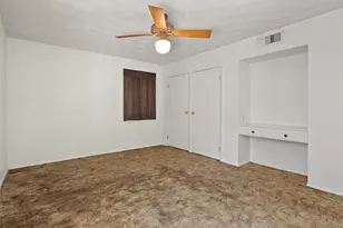 10636 Chesterton Dr, Dallas, TX 75238 - Photo 16