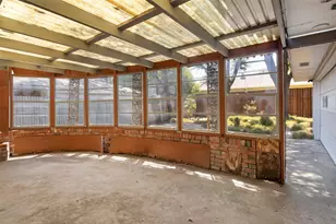 10636 Chesterton Dr, Dallas, TX 75238 - Photo 24