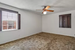 10636 Chesterton Dr, Dallas, TX 75238 - Photo 14