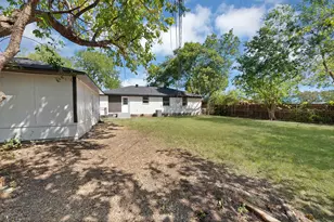 112 Laurel St, Lancaster, TX 75134 - Photo 34