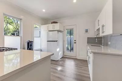 609 N Fulton Street, Dallas, TX 75214 - Photo 10