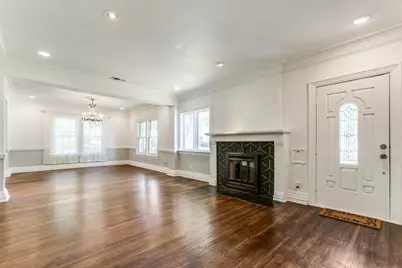 5027 Stoneleigh Avenue, Dallas, TX 75235 - Photo 2