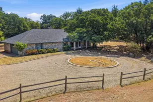 658 River Oaks Ln, Denison, TX 75021 - Photo 1