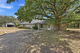 658 River Oaks Ln, Denison, TX 75021 - Photo 36