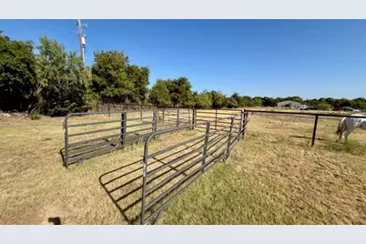 3109 N County Road 810, Burleson, TX 76009 - Photo 8