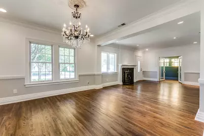5027 Stoneleigh Avenue, Dallas, TX 75235 - Photo 2