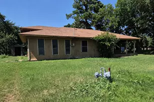 308 E Patterson St, Eastland, TX 76448 - Photo 12