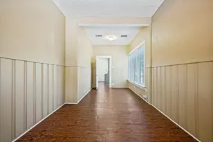 904 W Hickory St, Denton, TX 76201 - Photo 2