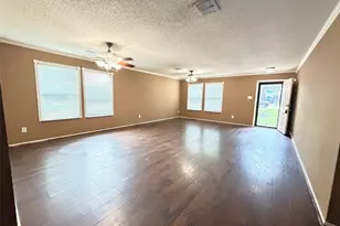 3801 Quail View Dr, McKinney, TX 75071 - Photo 10