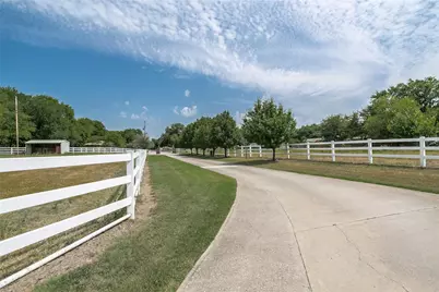 2600 Rosebud Lane, Richland Hills, TX 76118 - Photo 12