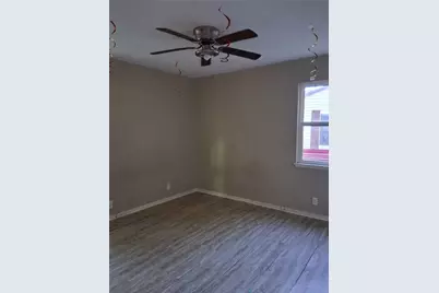 2133 Glenfield Avenue, Dallas, TX 75224 - Photo 10