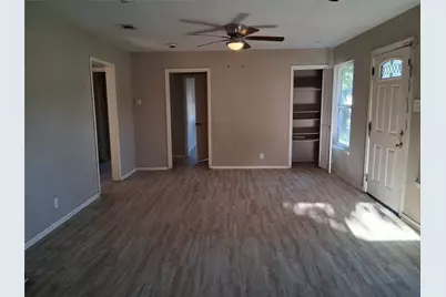 2133 Glenfield Avenue, Dallas, TX 75224 - Photo 14