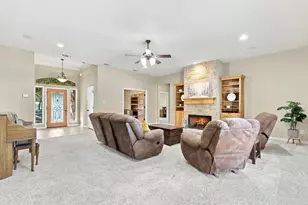108 Cedar Ranch Dr, Weatherford, TX 76087 - Photo 6
