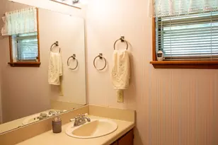 1021 Ave B, Fredericksburg, TX 78624 - Photo 28