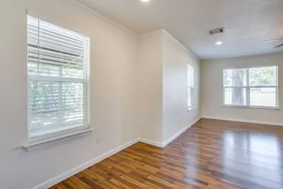 128 Tarrant Avenue, Burleson, TX 76028 - Photo 14