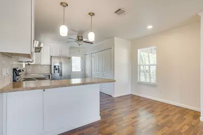 128 Tarrant Avenue, Burleson, TX 76028 - Photo 12