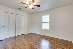 128 Tarrant Ave, Burleson, TX 76028 - Photo 26