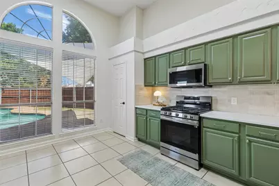 8113 Pickard Drive, Rowlett, TX 75088 - Photo 8
