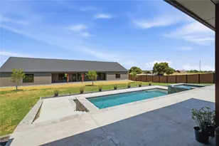 2223 Grass Roots Rd, Tolar, TX 76476 - Photo 34