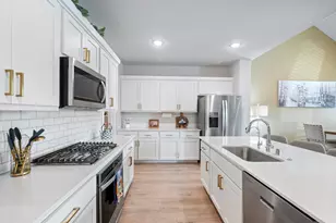 10533 Katalpa Dr, Fort Worth, TX 76179 - Photo 12