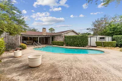 13121 Pennystone Drive, Farmers Branch, TX 75244 - Photo 36