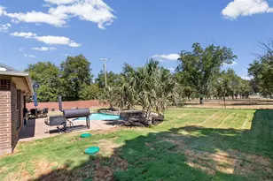 9719 Ravenswood Rd, Granbury, TX 76049 - Photo 8