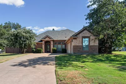 9719 Ravenswood Road, Granbury, TX 76049 - Photo 2