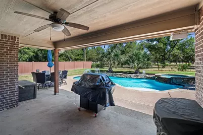 9719 Ravenswood Road, Granbury, TX 76049 - Photo 34