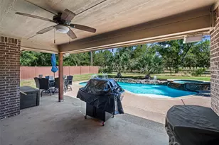 9719 Ravenswood Rd, Granbury, TX 76049 - Photo 34