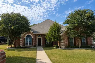 209 Cyndilu Ln, Decatur, TX 76234 - Photo 1
